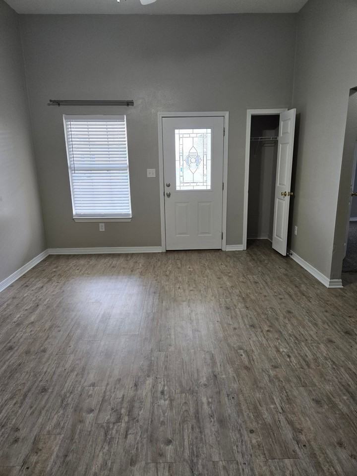 15127 Deer Creek Dr #A - Photo 2 of 13