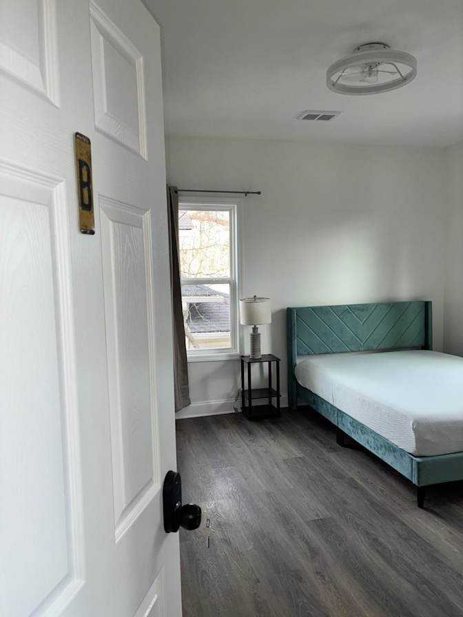 2827 E 5th Ave - Photo 4 of 10