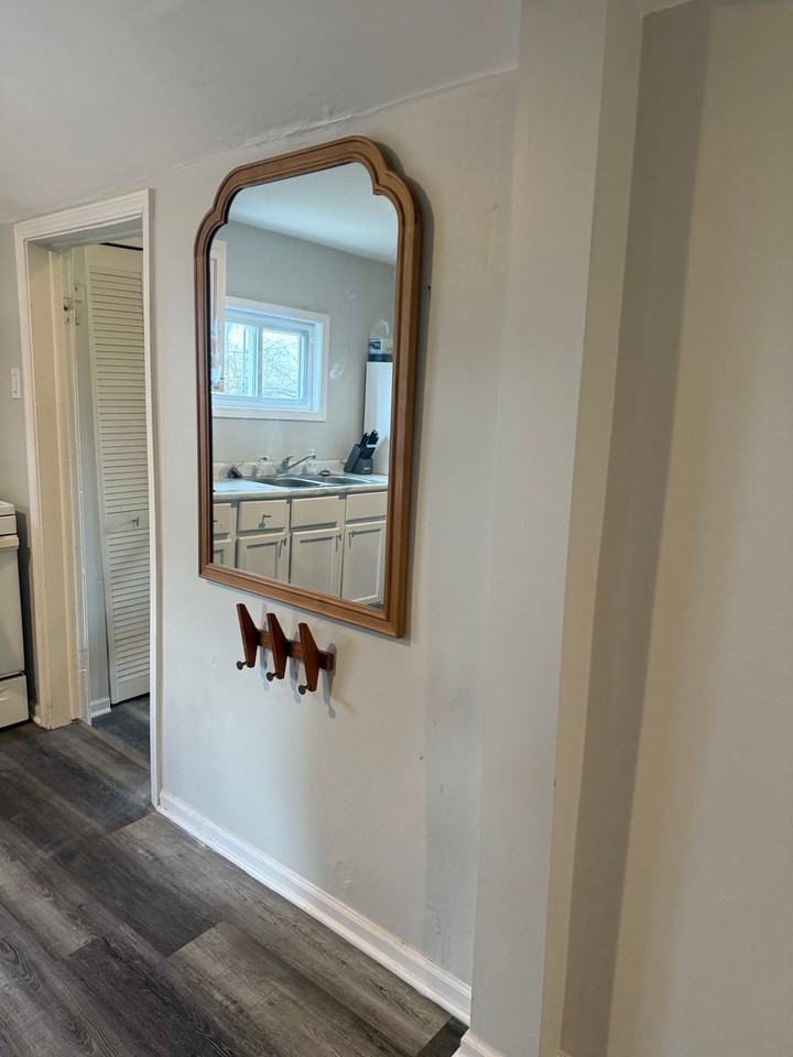 305 Irving St #2 - Photo 7 of 7
