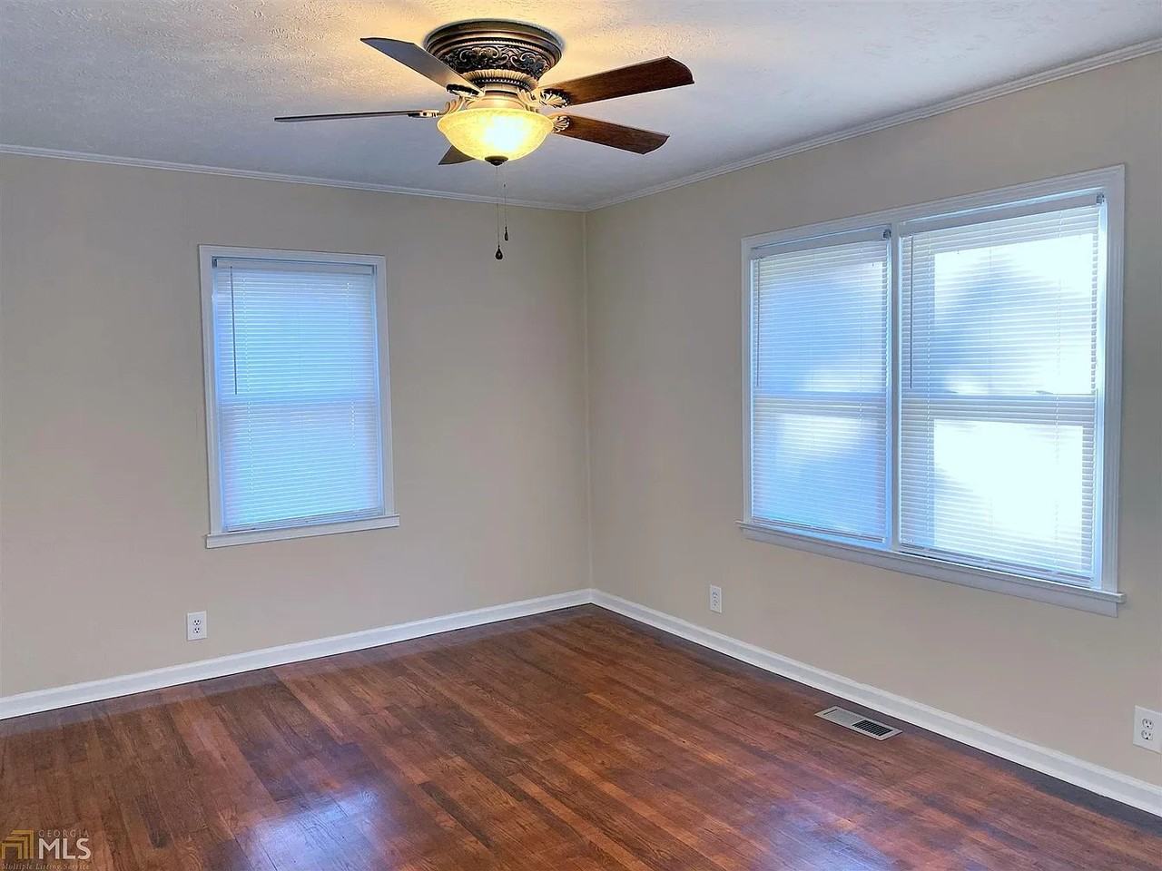 4560 Burks Rd - Photo 2 of 7