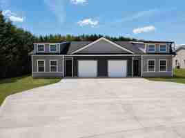 featured image of 818 Berry Rd