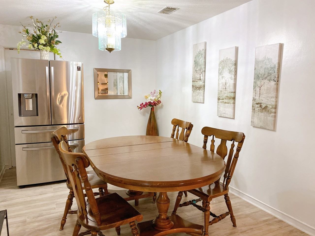 3033 Parkwood Dr #1 - Photo 2 of 25