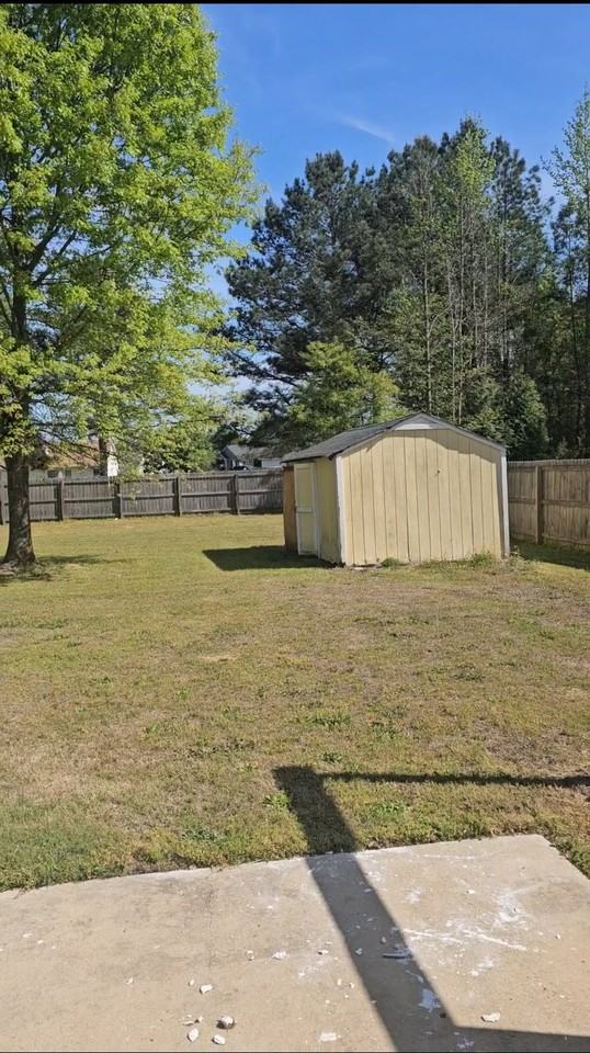 442 Northwoods Dr - Photo 3 of 14