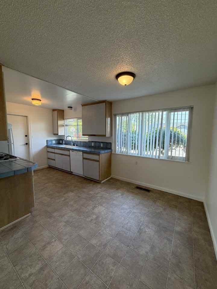 1717 Tisserand Dr #1 - Photo 7 of 20