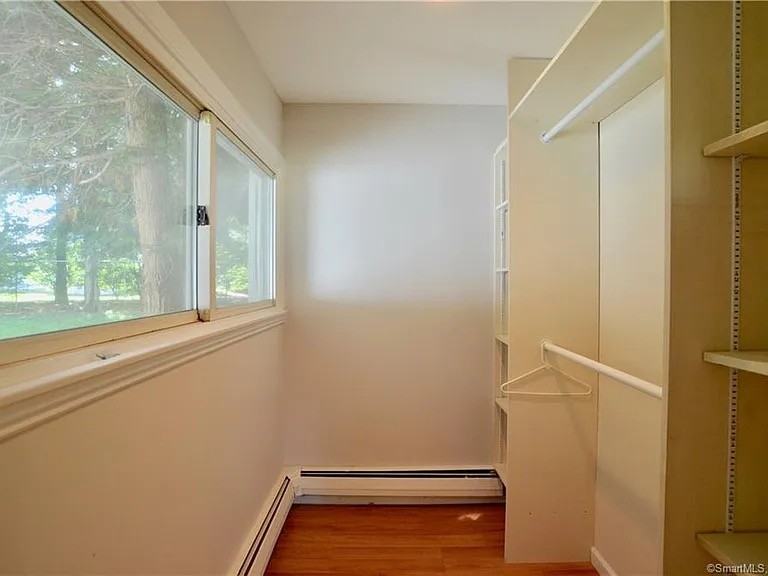 187 Elmwood Dr #1 - Photo 7 of 13