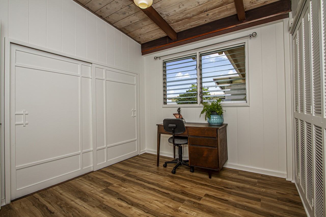 1633 Hookani St #1 - Photo 3 of 20