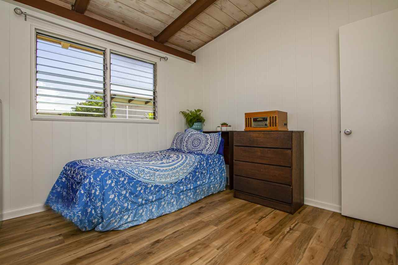 1633 Hookani St #1 - Photo 6 of 20