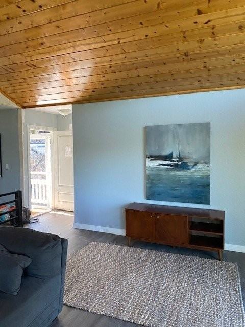 832 Berne Dr - Photo 4 of 17