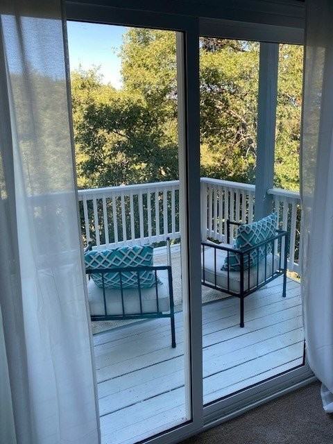 832 Berne Dr - Photo 5 of 17