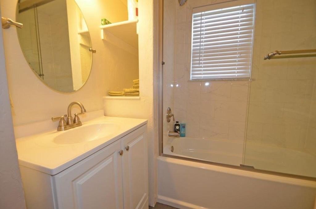 9709 N Maple Grove Rd - Photo 4 of 13
