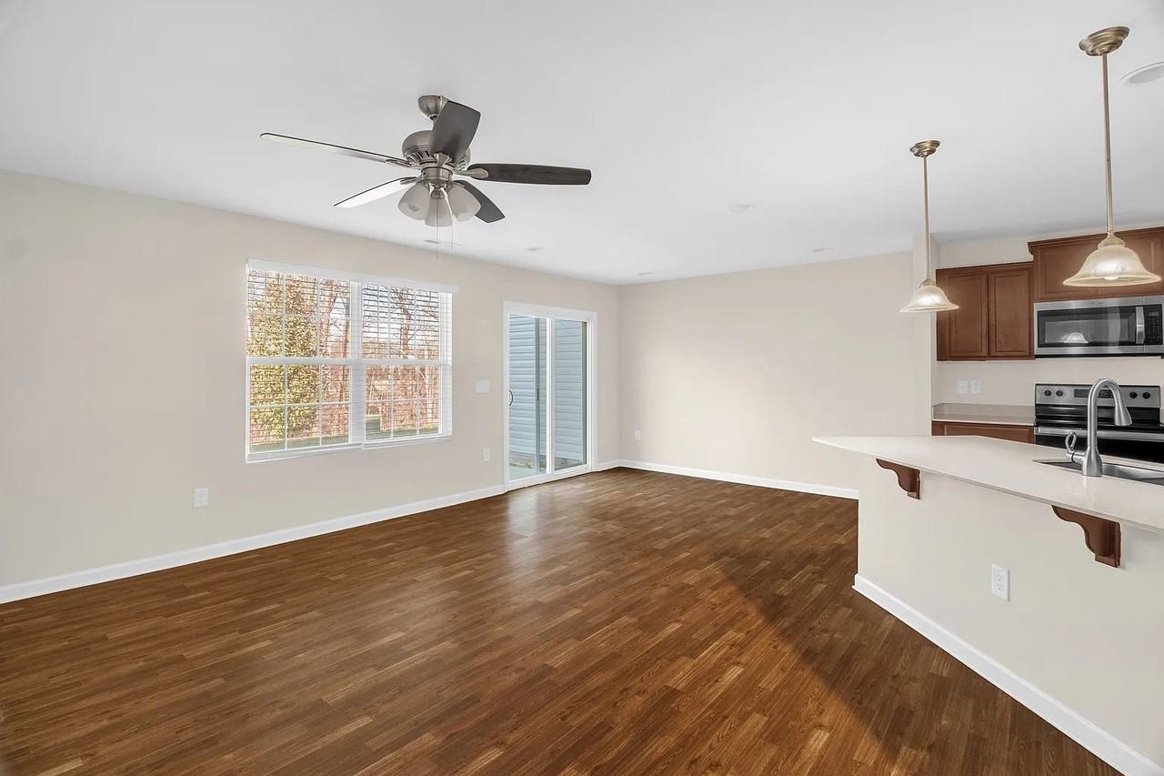 3859 Copperfield Ct - Photo 6 of 19