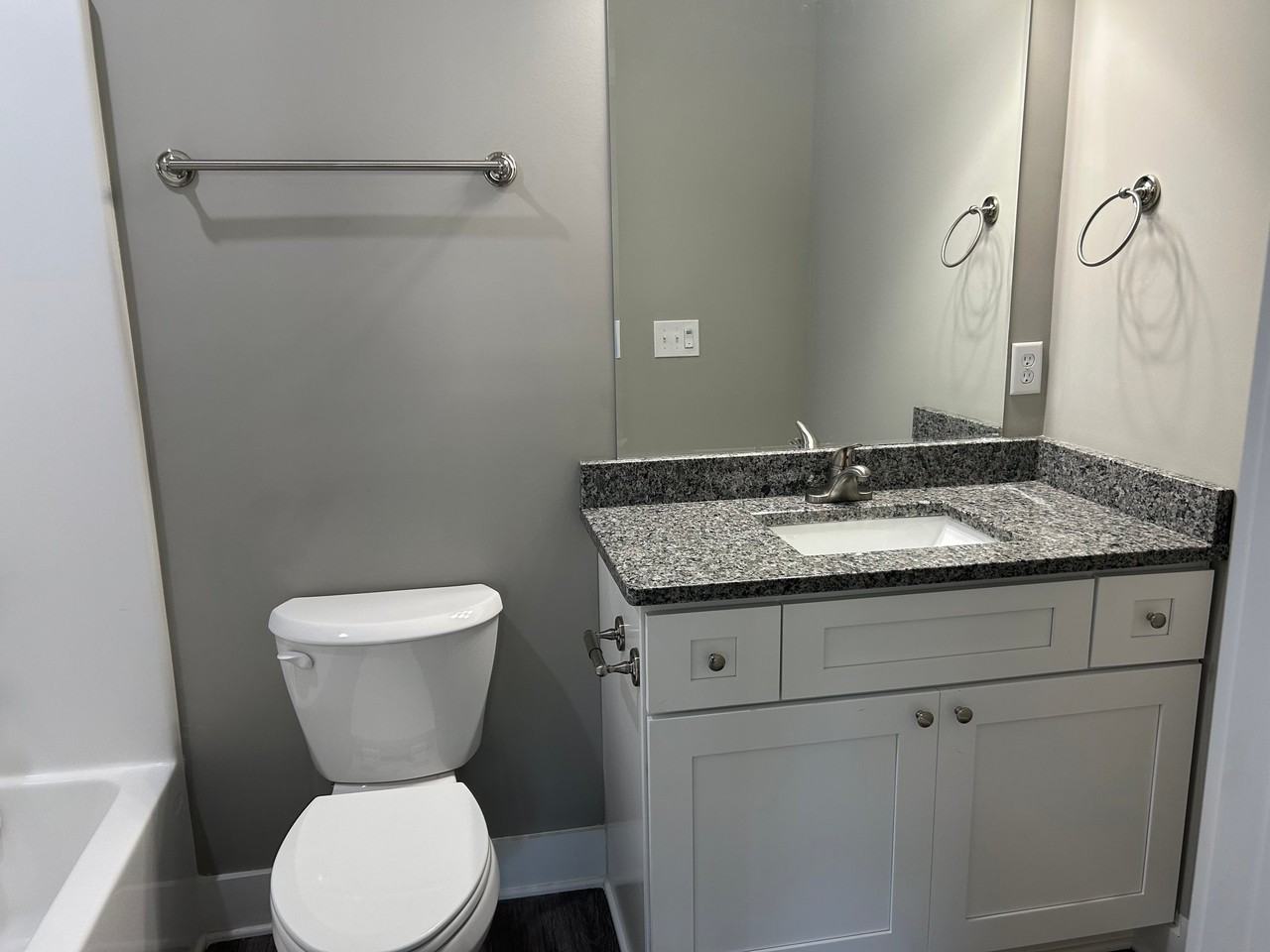 2084 Ridgeview Dr Nw #2084 - Photo 4 of 12