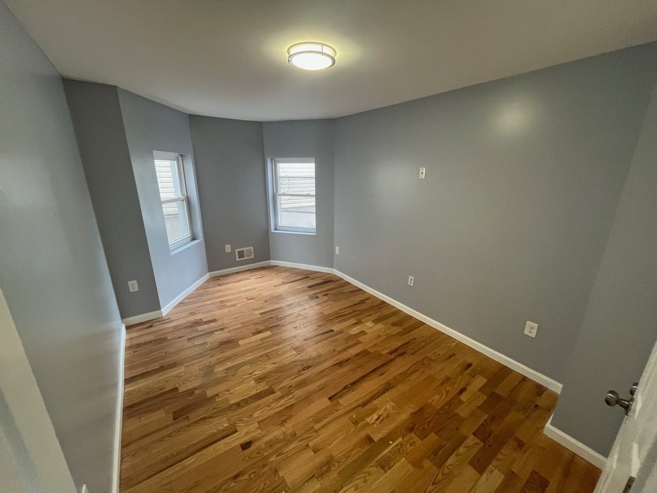 58 Wright St #2ndFL - Photo 5 of 10