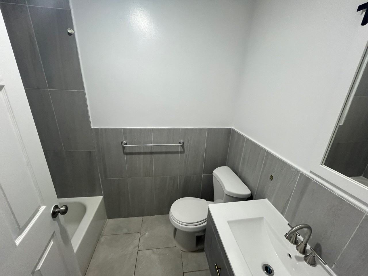 58 Wright St #2ndFL - Photo 6 of 10