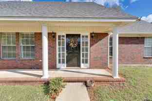 118 Eg Mcmillan Way - Photo 1 of 1