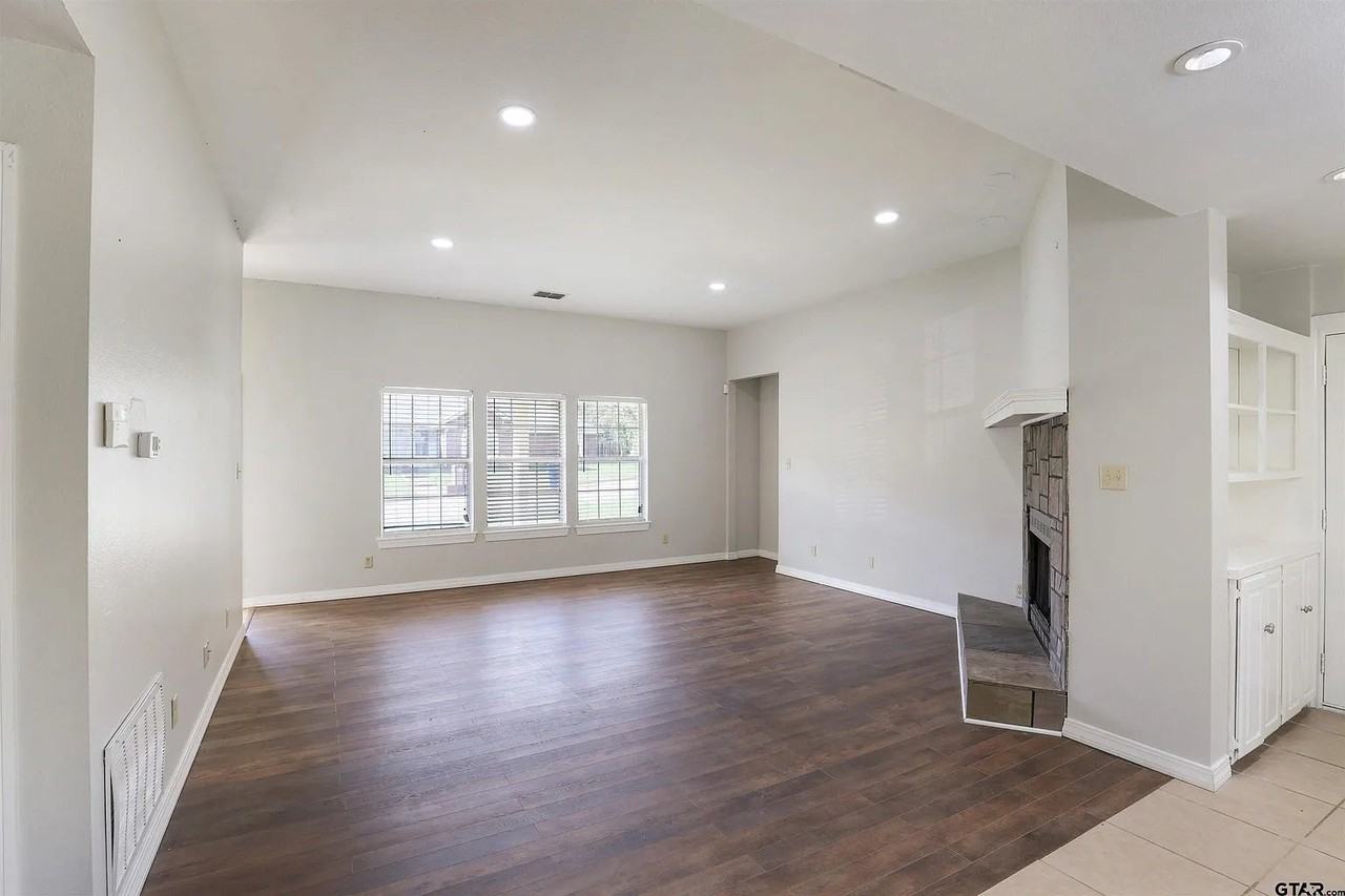 118 Eg Mcmillan Way - Photo 5 of 12