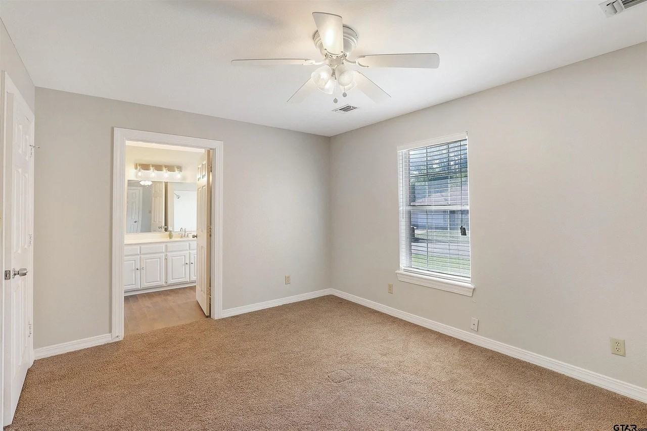 118 Eg Mcmillan Way - Photo 7 of 12