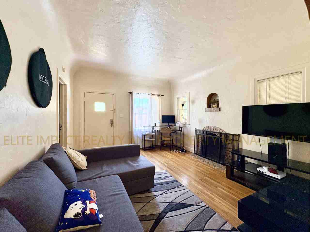 2216 East 6th StreetUnit 1 #2 - Photo 5 of 17