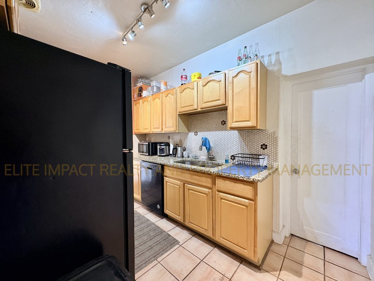 2216 East 6th StreetUnit 1 #2 - Photo 7 of 17