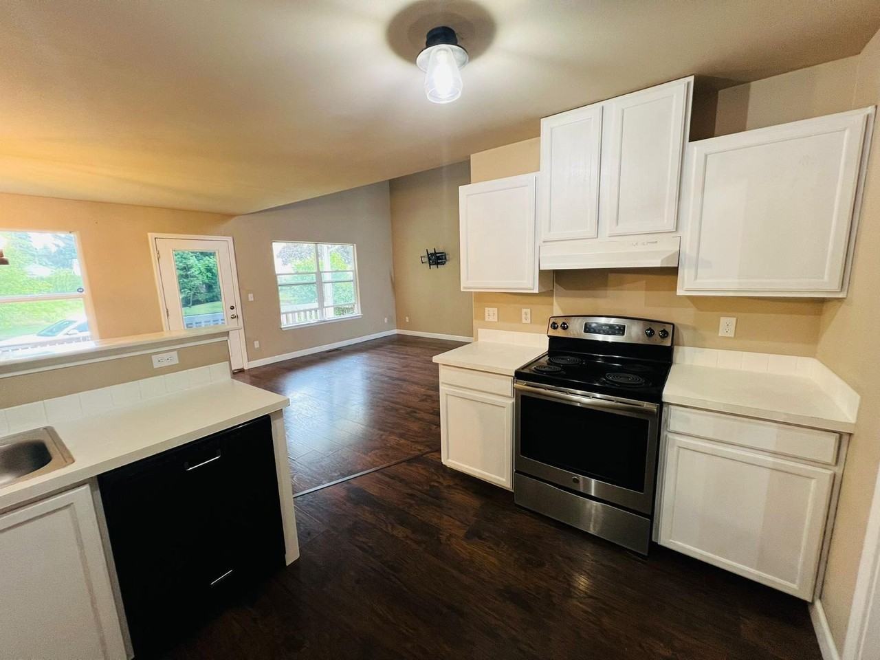 4811 41st Ln Se #1 - Photo 5 of 19