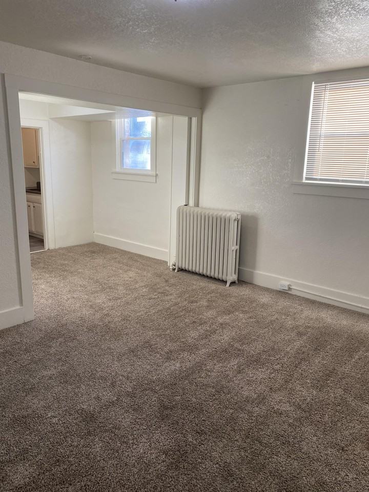 6th Avenue Flats - Photo 2 of 22