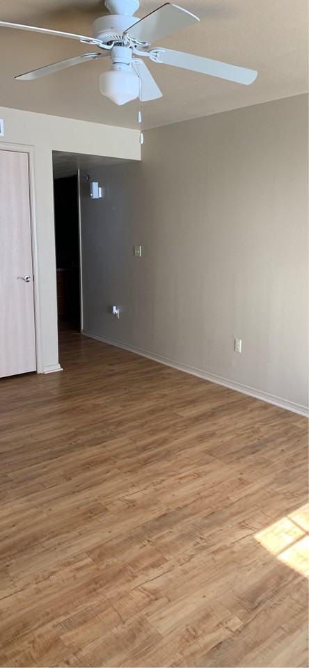 Huntington Chase Apartments - Photo 2 of 47