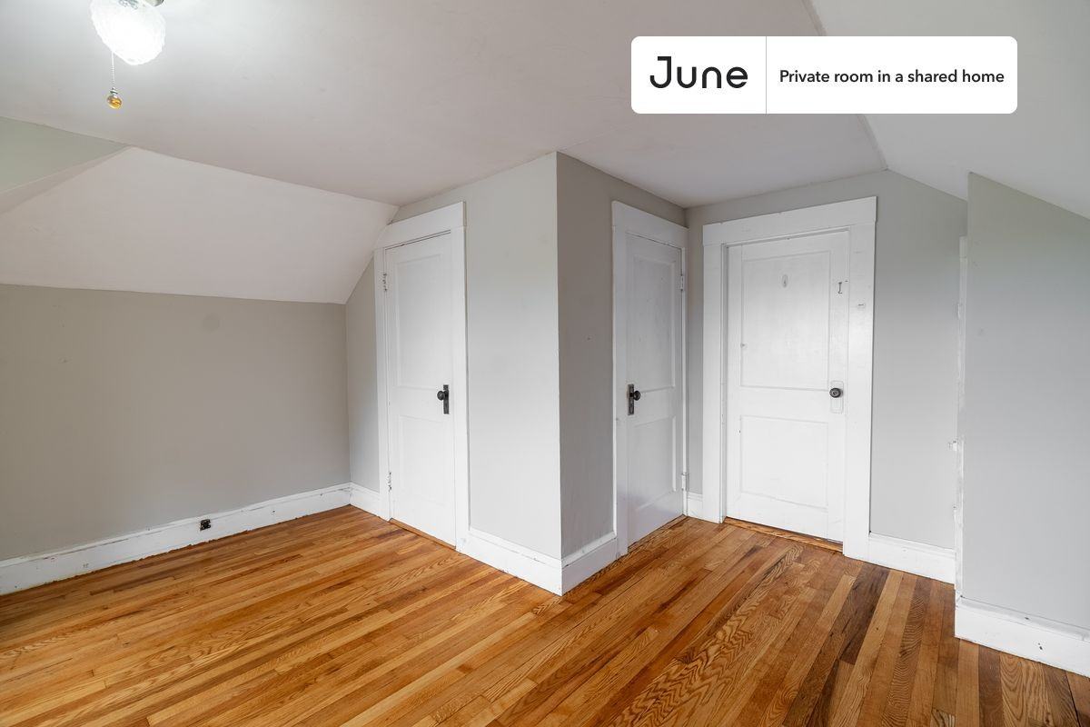 61 Putnam Rd #C - Photo 4 of 17