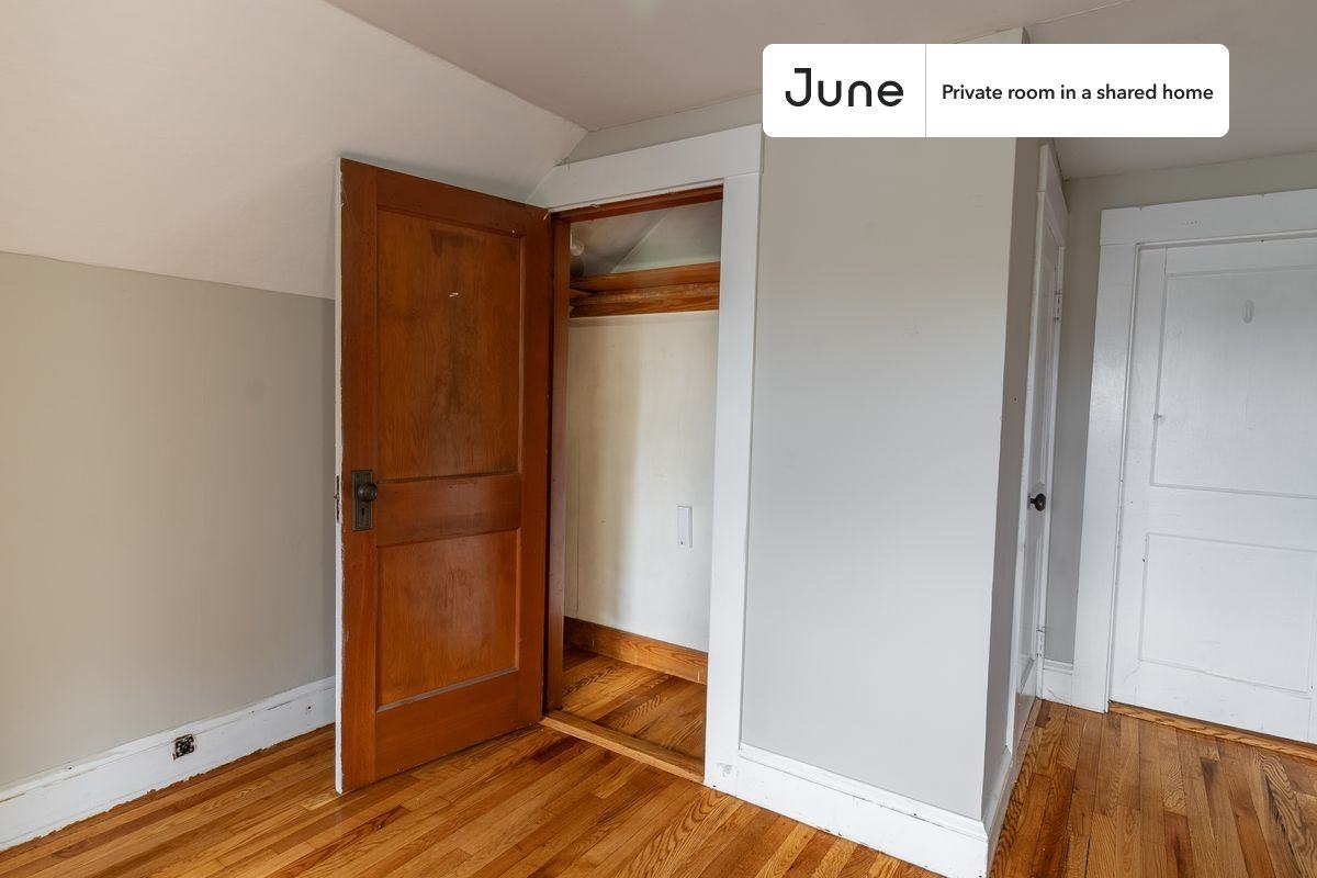 61 Putnam Rd #C - Photo 6 of 17