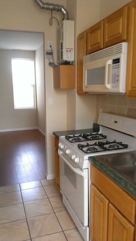 2829 N Broad St - Photo 4 of 12