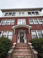 featured image of 327 Main St