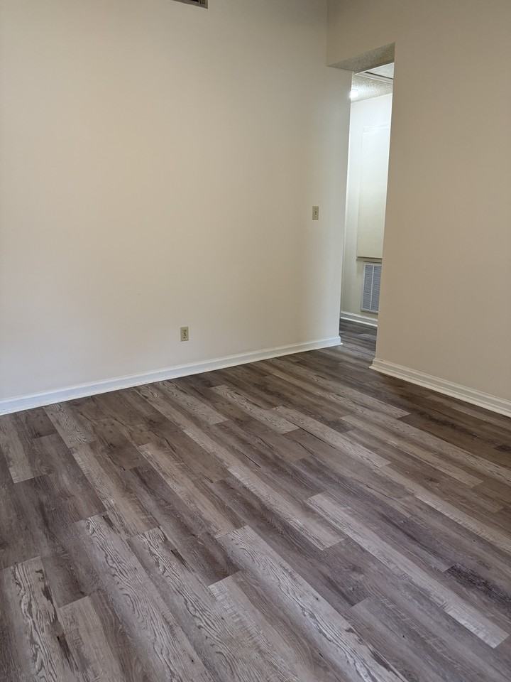 Moultrie Duplexes - Photo 5 of 6