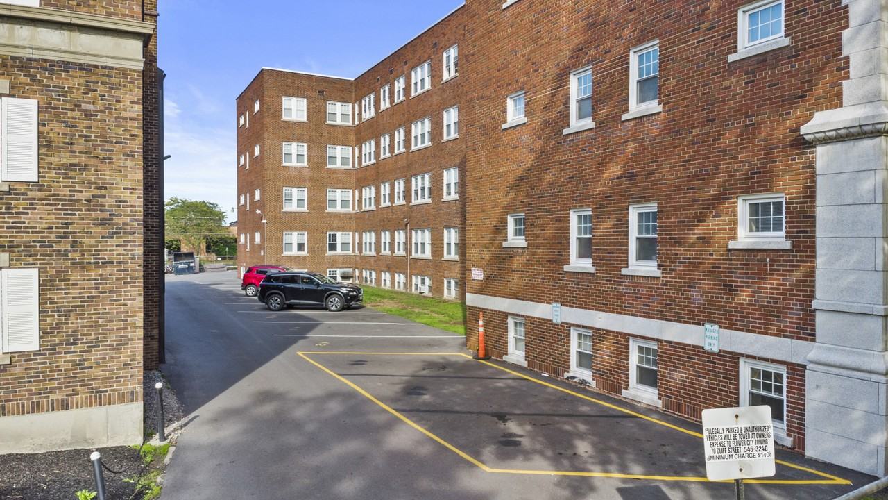 Coolidge Apartments - Photo 3 of 21
