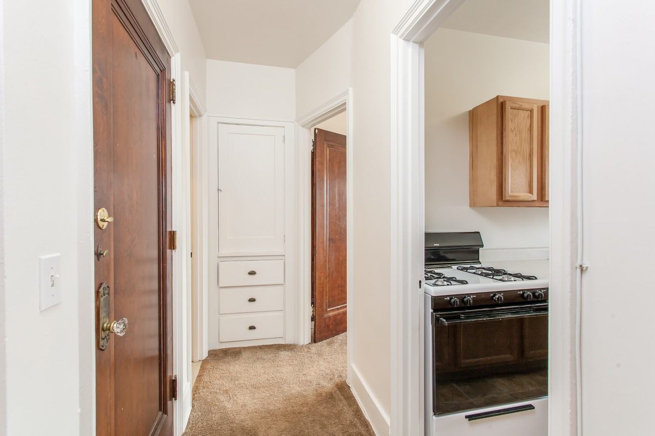 Arnold Park Apartments - Photo 5 of 25