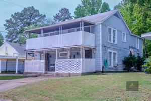 featured image of 3800 Creswell Ave