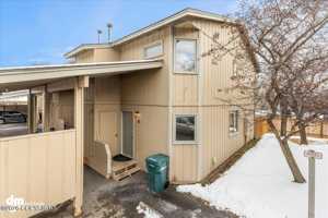 featured image of 449 Dailey Ave #15D
