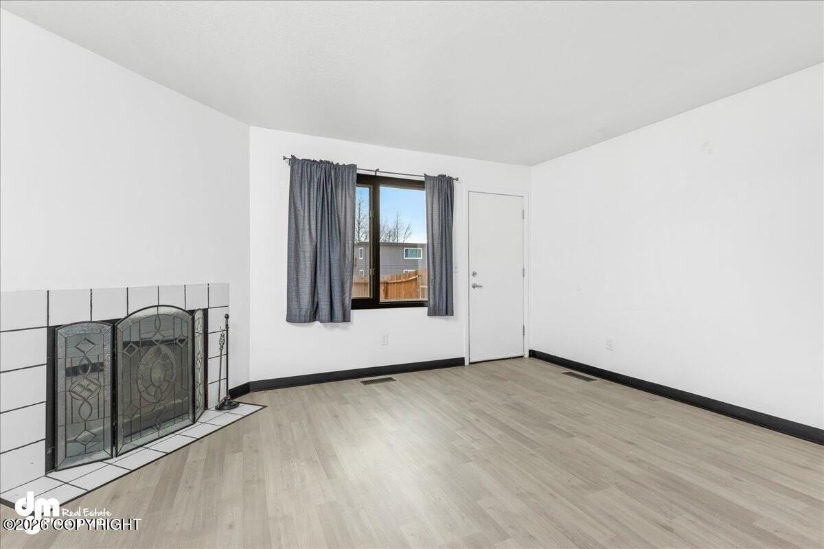 449 Dailey Ave #15D - Photo 4 of 22
