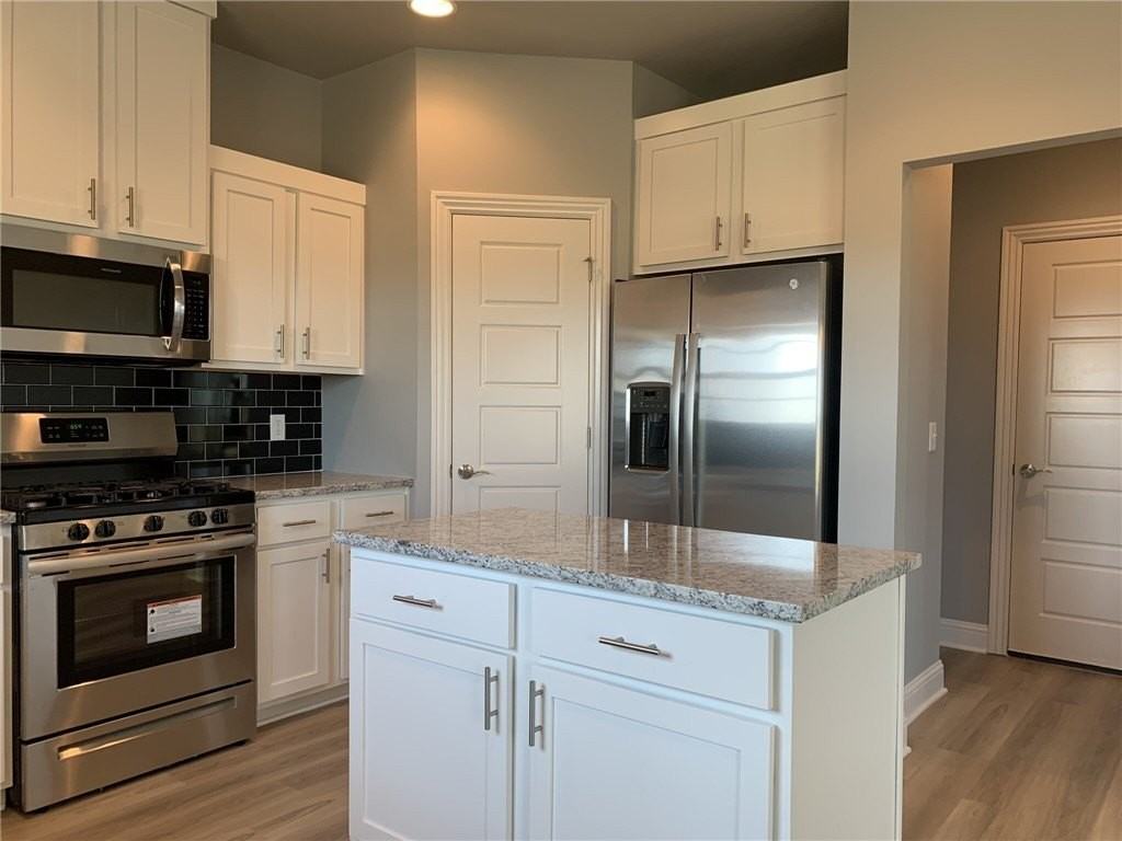 5913 Sw Gentle Winds Ave - Photo 5 of 25