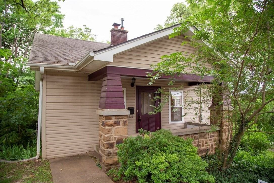 601 N Forest Ave