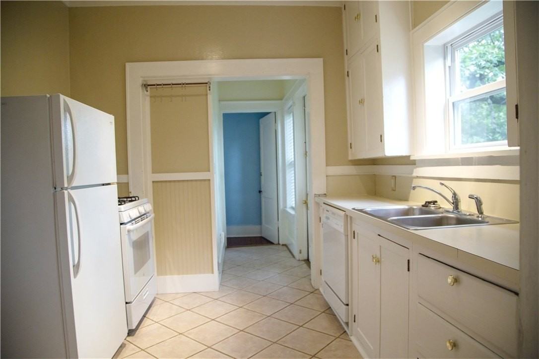 601 N Forest Ave - Photo 2 of 7