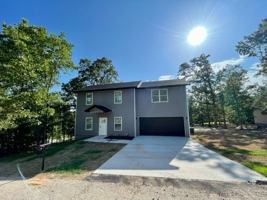 featured image of 1 Inchcape Ln