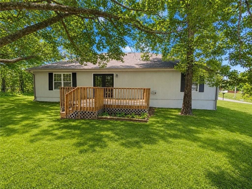 1 Mills Ln - Photo 4 of 14