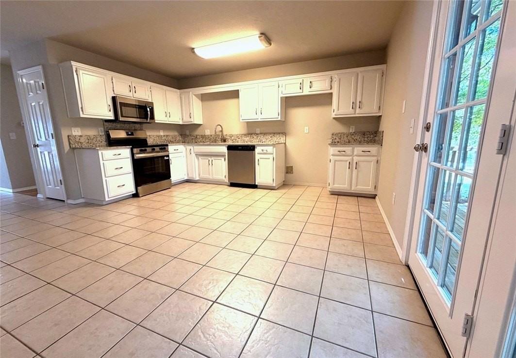 1 Mills Ln - Photo 5 of 14