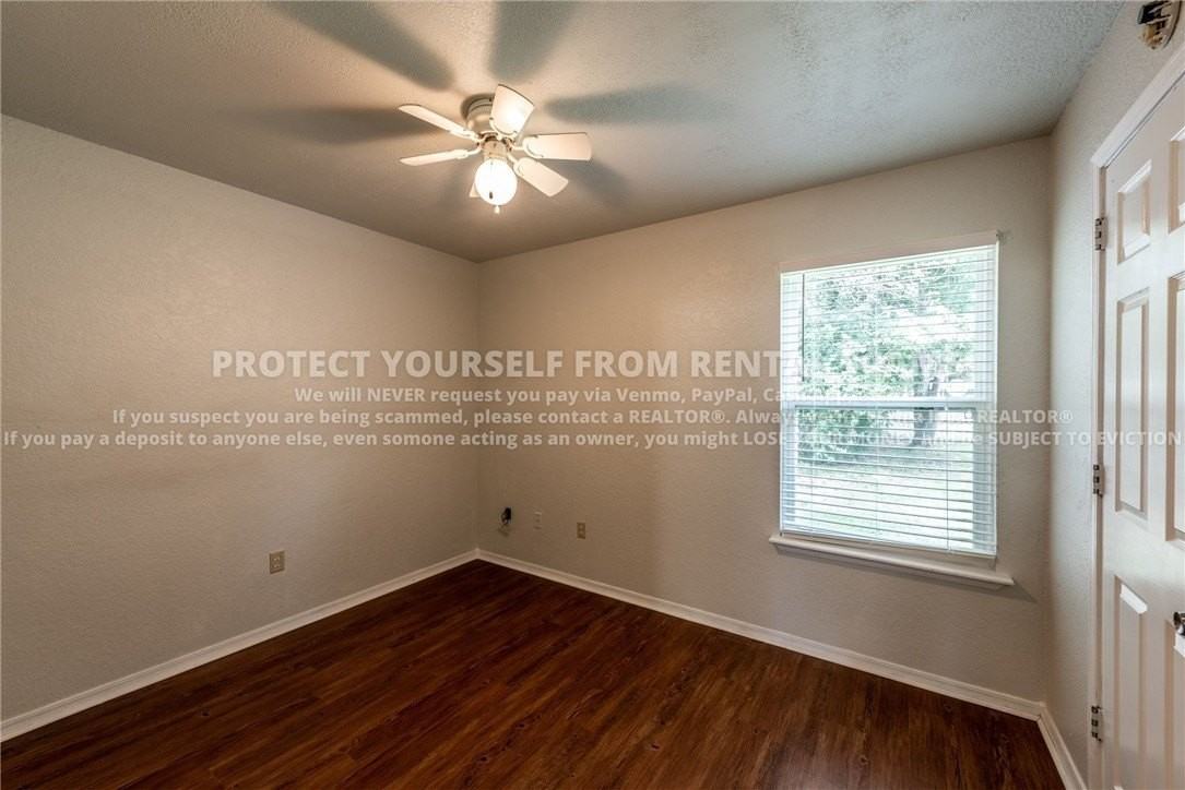 2102 Blueberry Ln - Photo 7 of 13