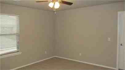 5002 Sw Fieldstone Blvd #1 - Photo 6 of 7