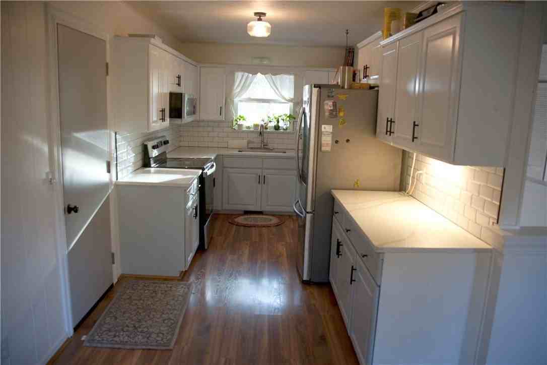 34 Basore Dr - Photo 3 of 44