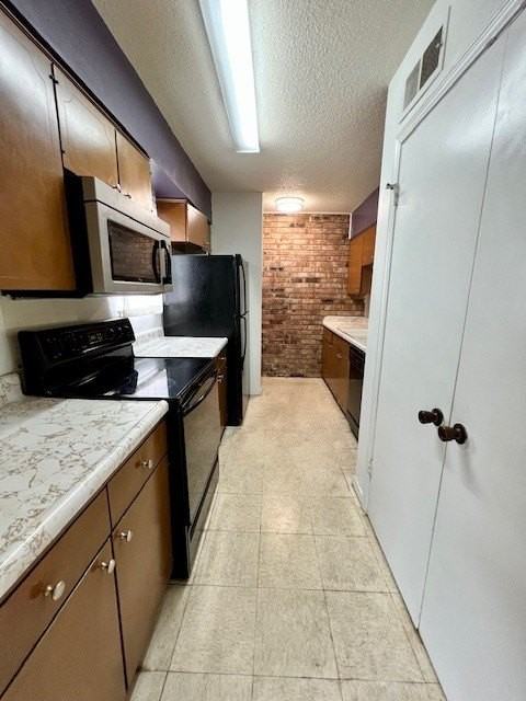 280 S Hill Ave #B102 - Photo 6 of 11