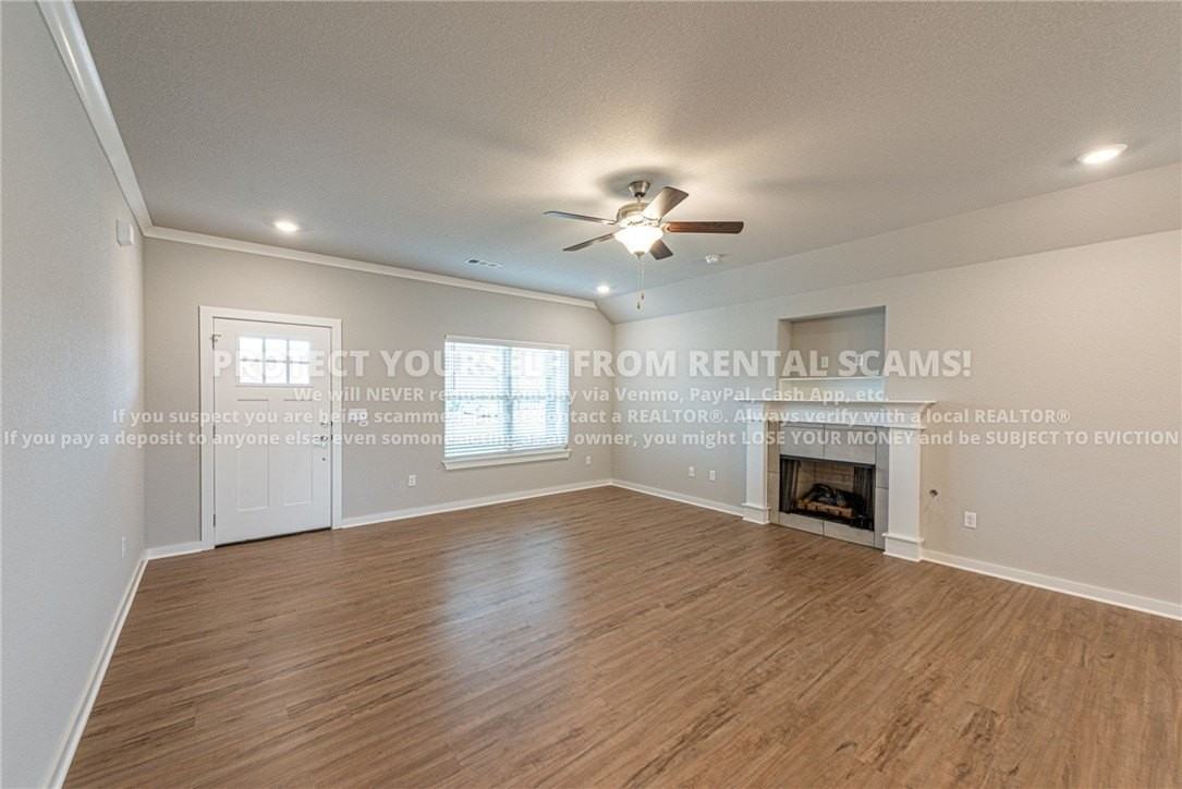 4373 W Newton Ave - Photo 3 of 15