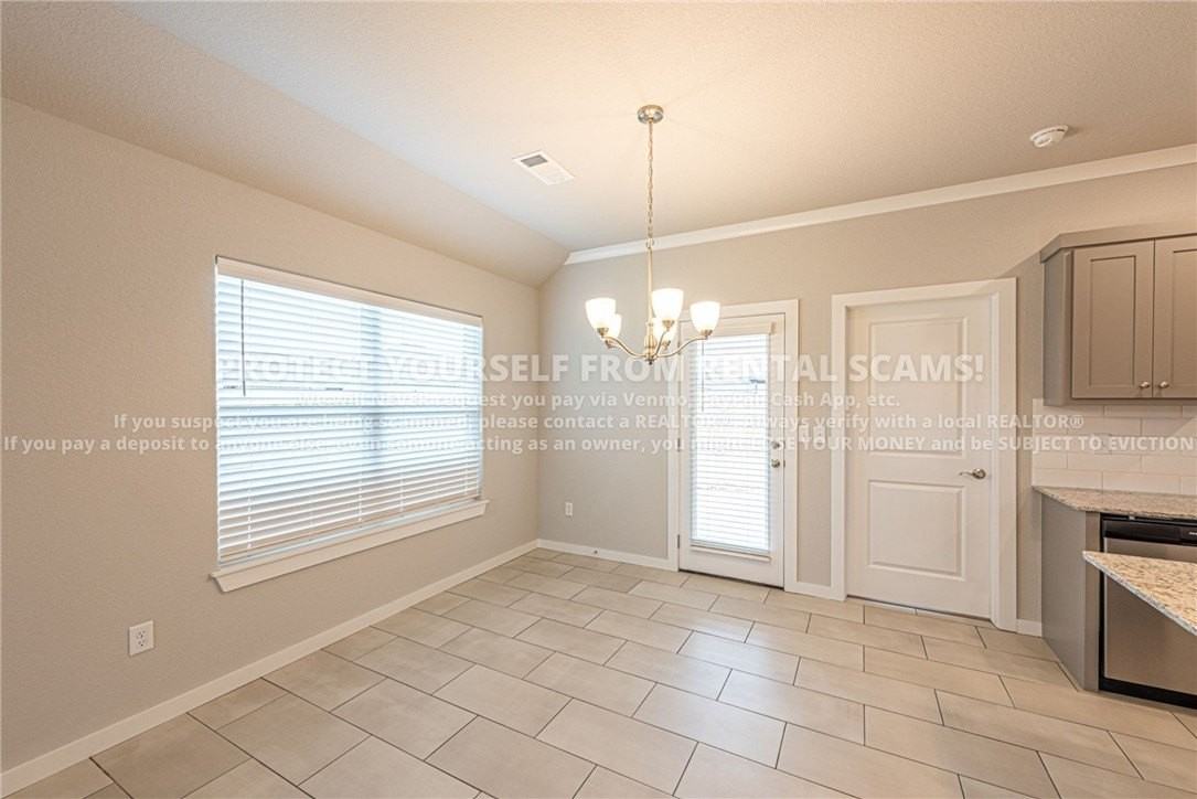 4373 W Newton Ave - Photo 6 of 15