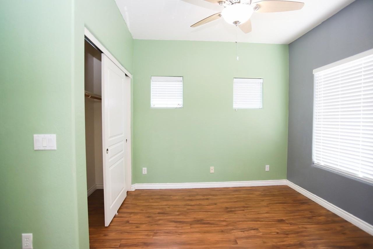 512 E Rainbow Dr - Photo 7 of 43