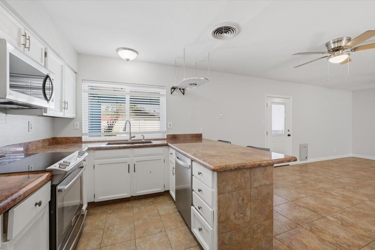 656 W Pecos Ave - Photo 6 of 21